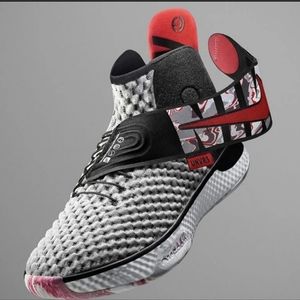 Nike Air Zoom Universe White Sport Red Men`s Shoe Size 6.5 (EUR 39)